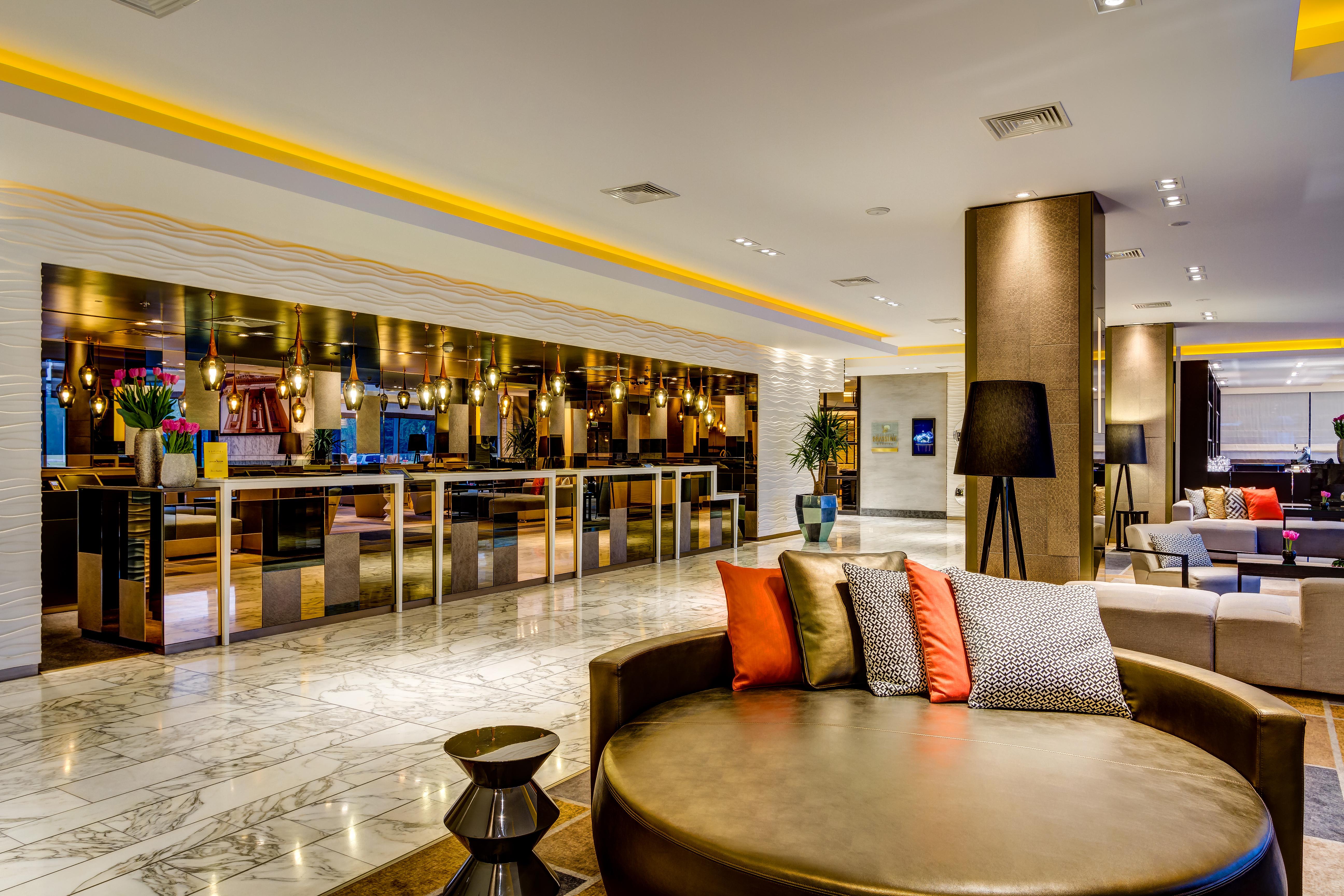 فندق سوفيتيل وارسو فيكتوريا المظهر الخارجي الصورة The lobby of the hotel