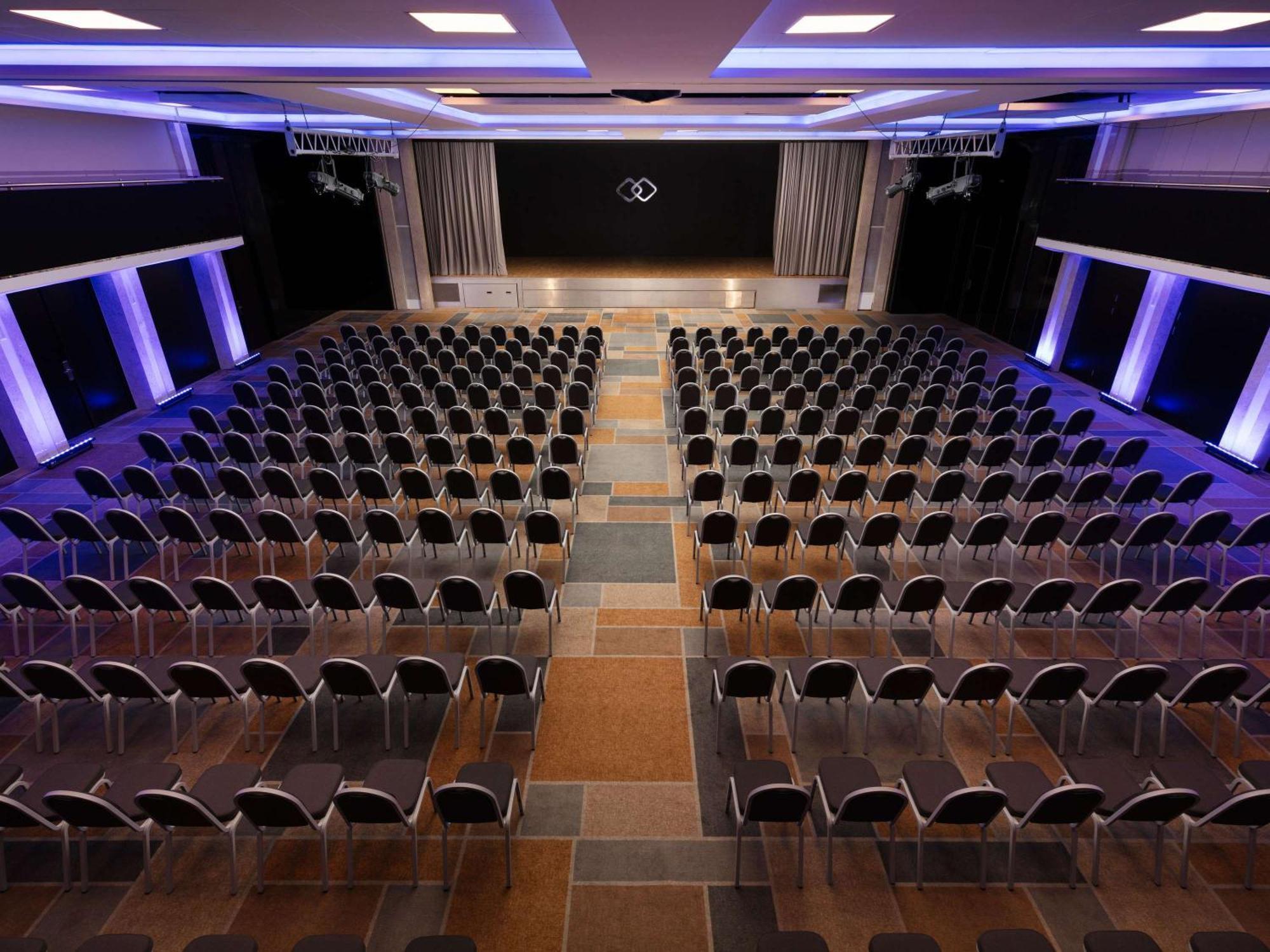 فندق سوفيتيل وارسو فيكتوريا المظهر الخارجي الصورة The main conference hall