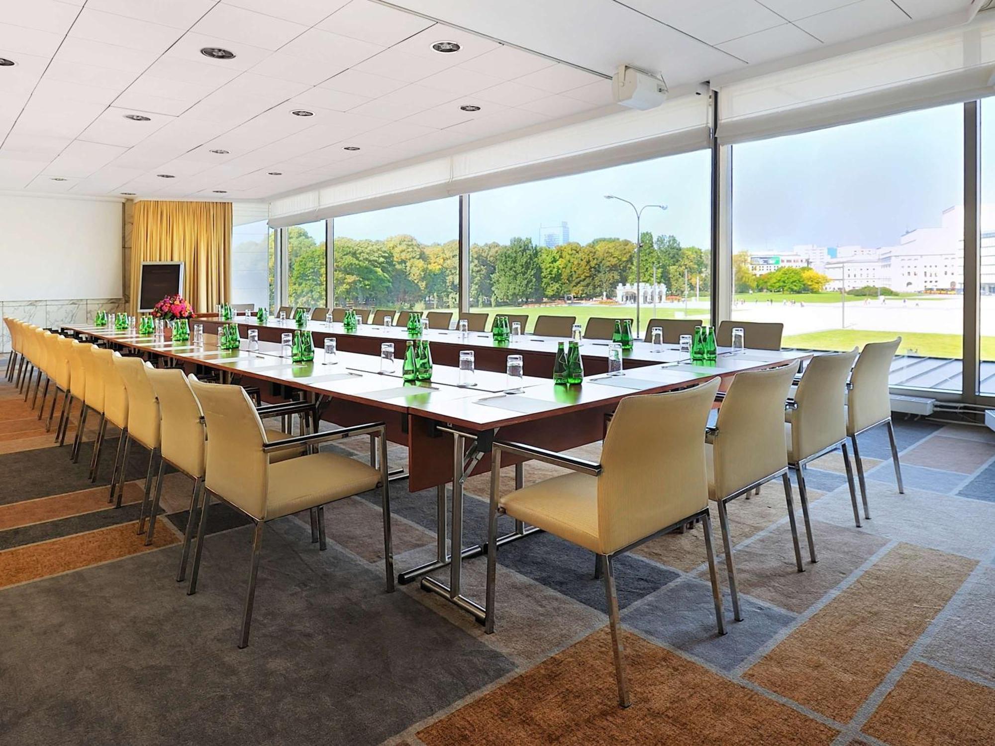فندق سوفيتيل وارسو فيكتوريا المظهر الخارجي الصورة Meeting room